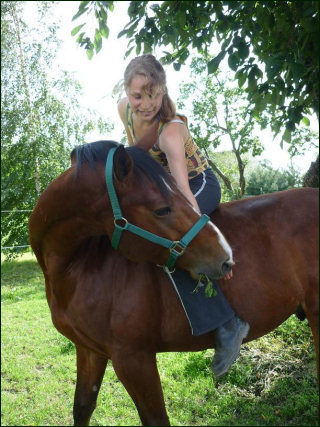 Turnierstall Huth, Aussenstall